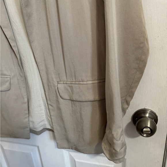 A&F Cream/Tan Drapey Blazer - Picture 5 of 6